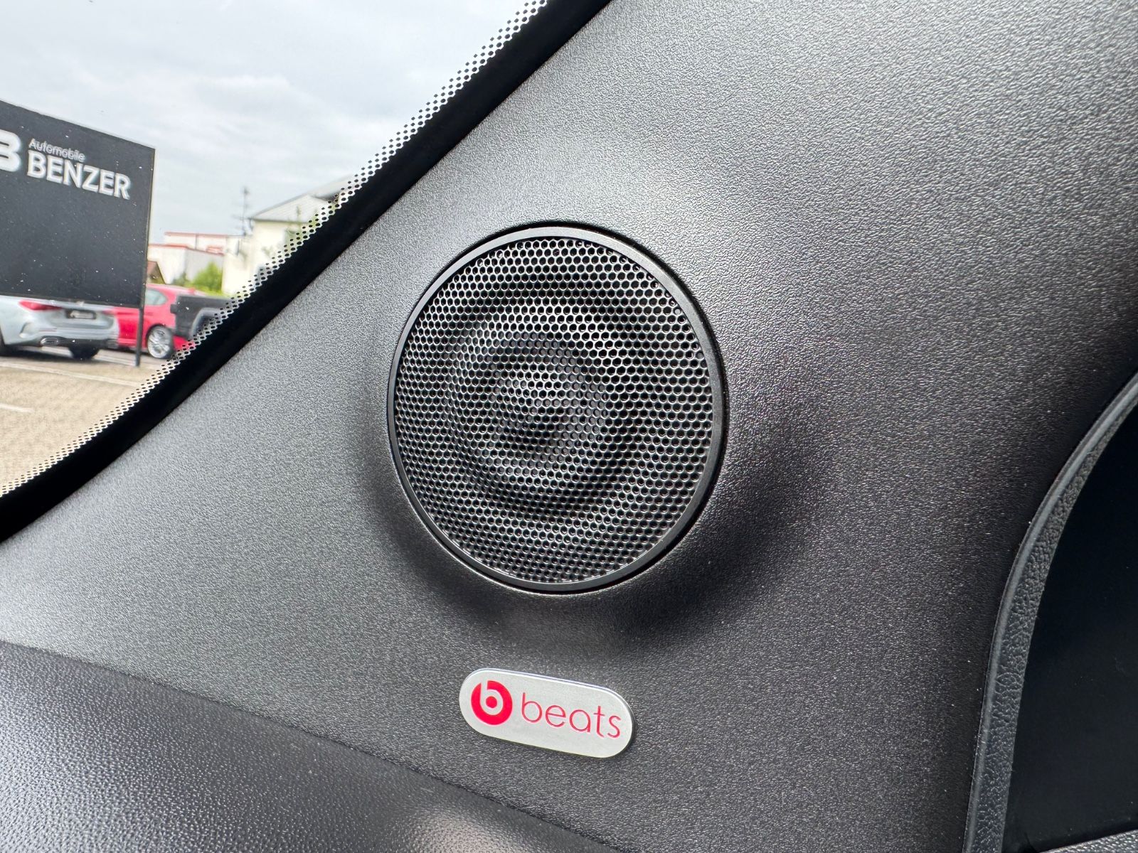 Fahrzeugabbildung Abarth 595 esseesse/CARBON/Akrapovic/MATT/Maxton-Design