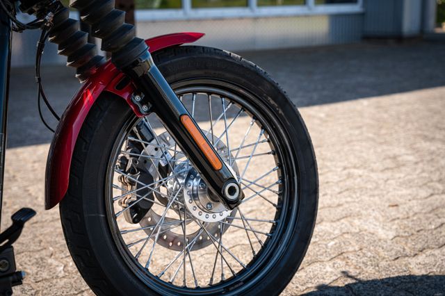 Fahrzeugabbildung Harley-Davidson FXBB STREET BOB SOFTAIL - MILLER - 1.HAND