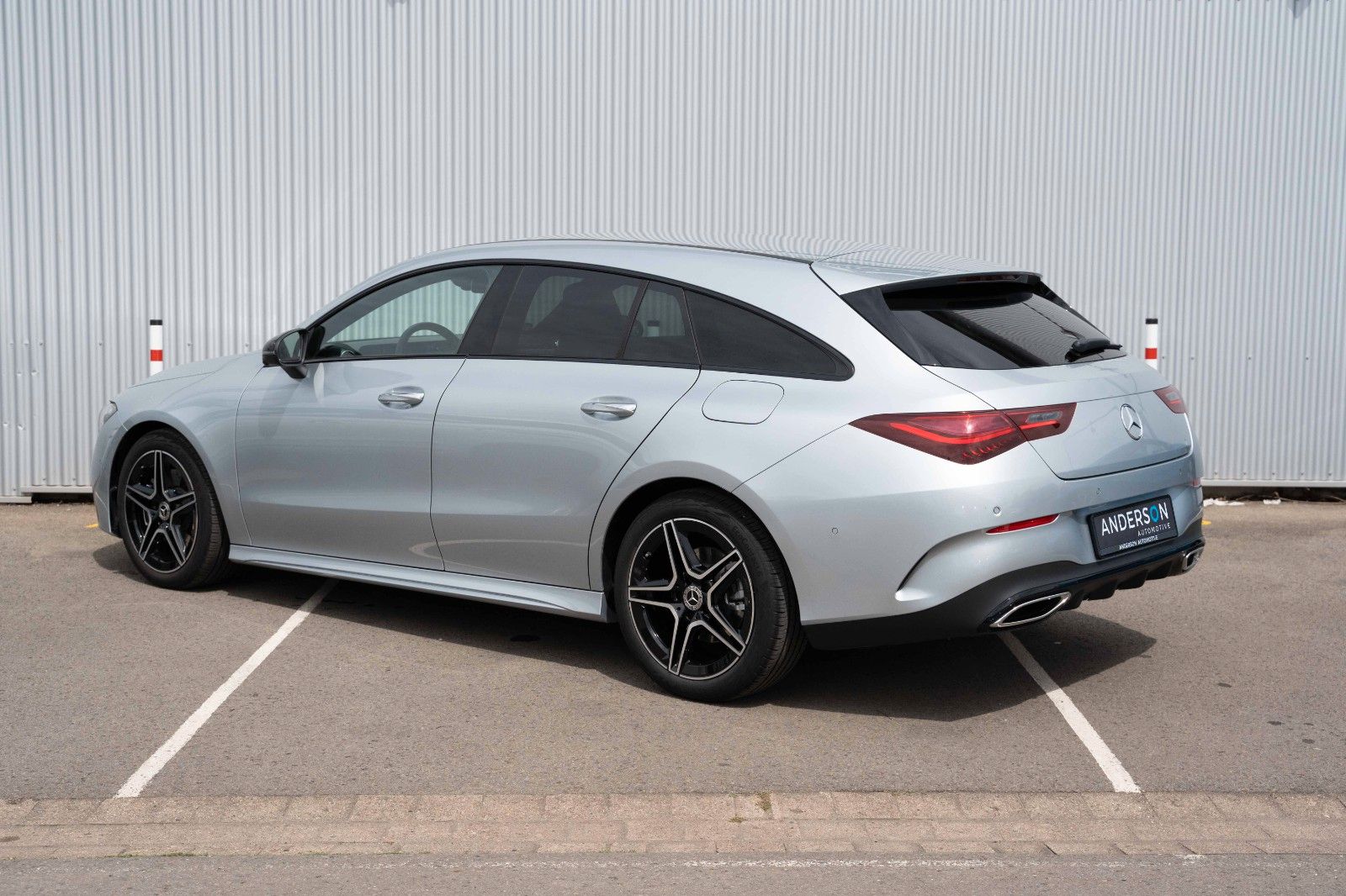 Fahrzeugabbildung Mercedes-Benz CLA 200 AMG LINE LED MBUX ACC 1.HD LANE KAM DAB
