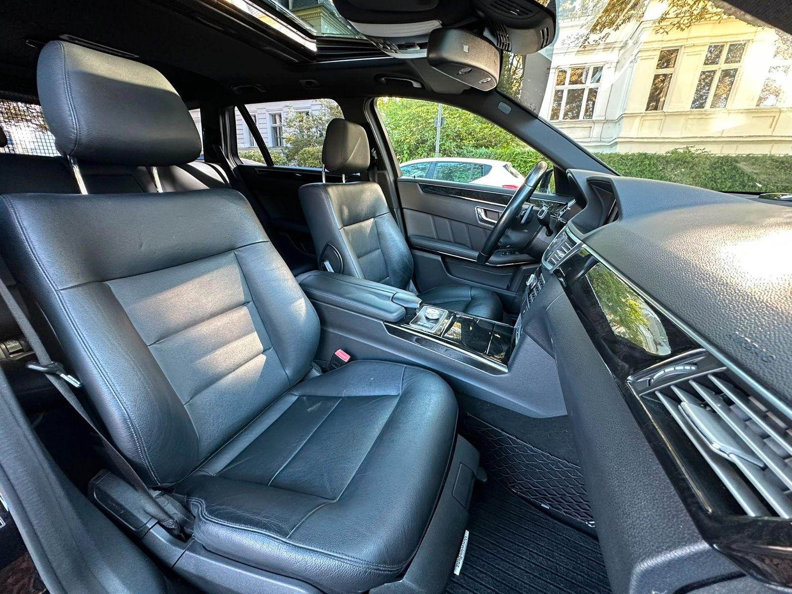 Mercedes-Benz E300 2012 — photo 11