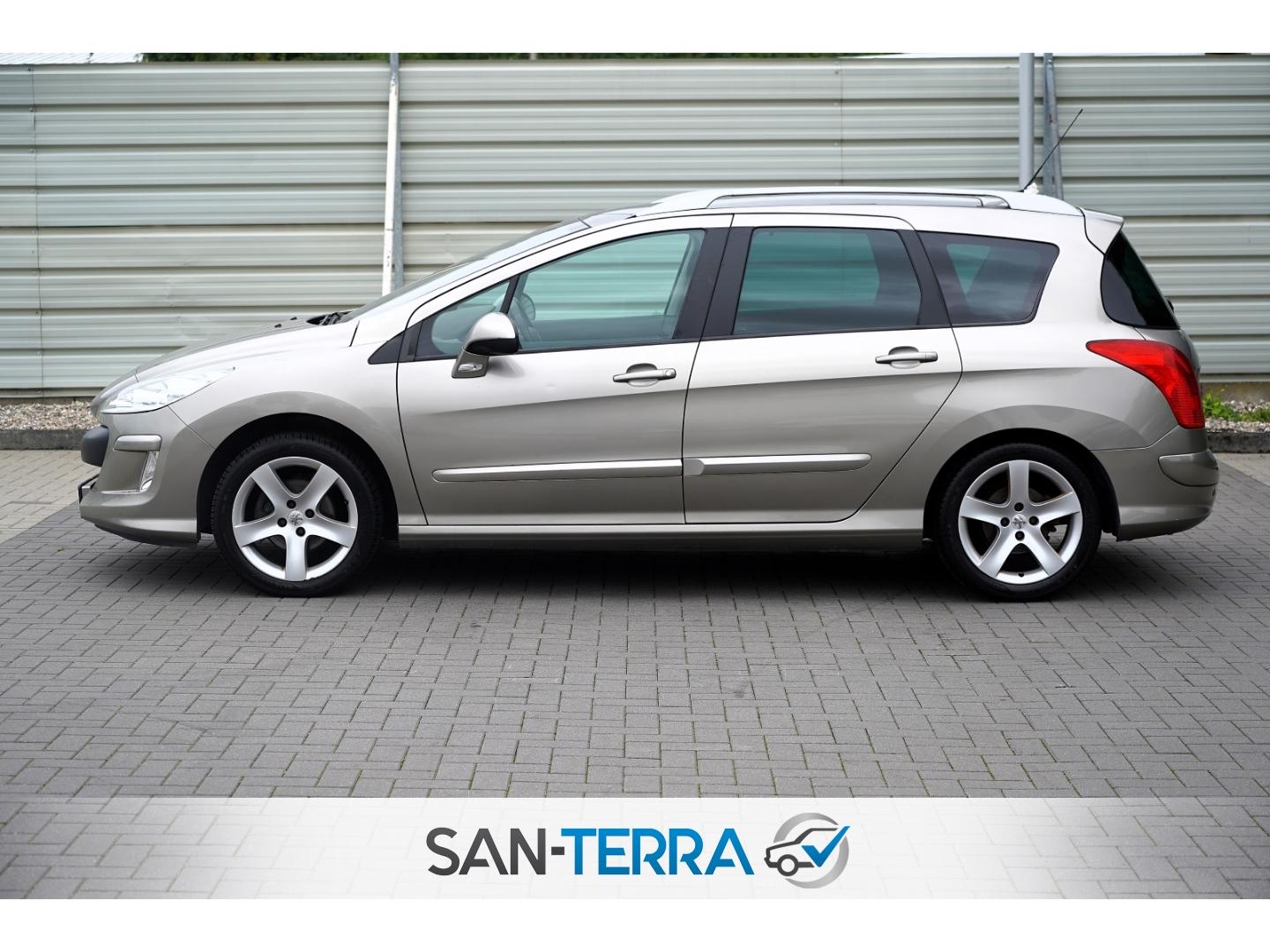 Peugeot 308 2010 — photo 11
