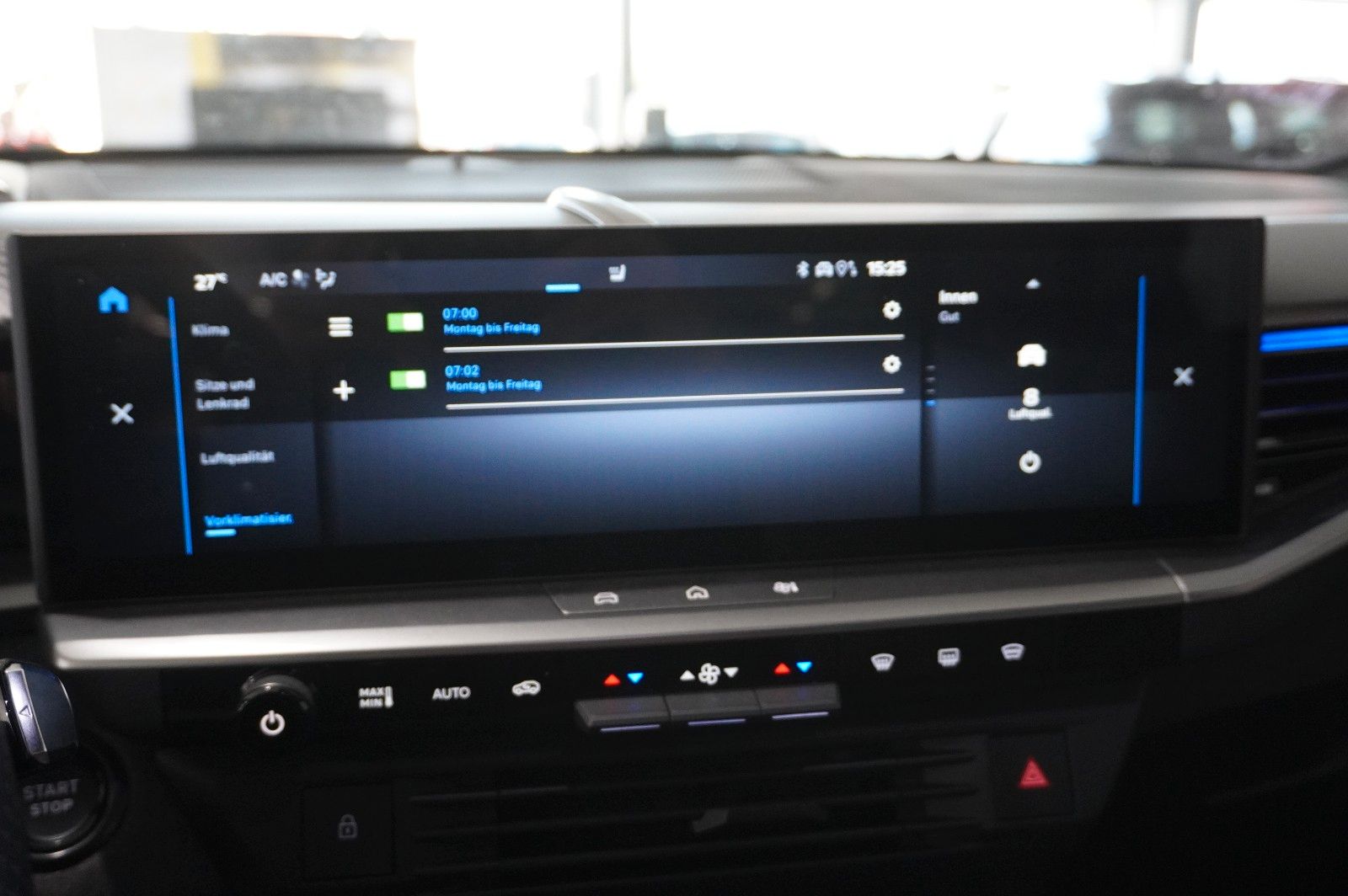 Fahrzeugabbildung Opel Grandland ELECTRIC GS SPORT 73KWH NAVI/360° /HUD