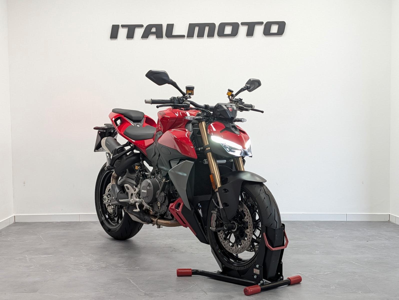 Ducati Streetfighter V2 35KW A2 FAHRER AUFGEPASST