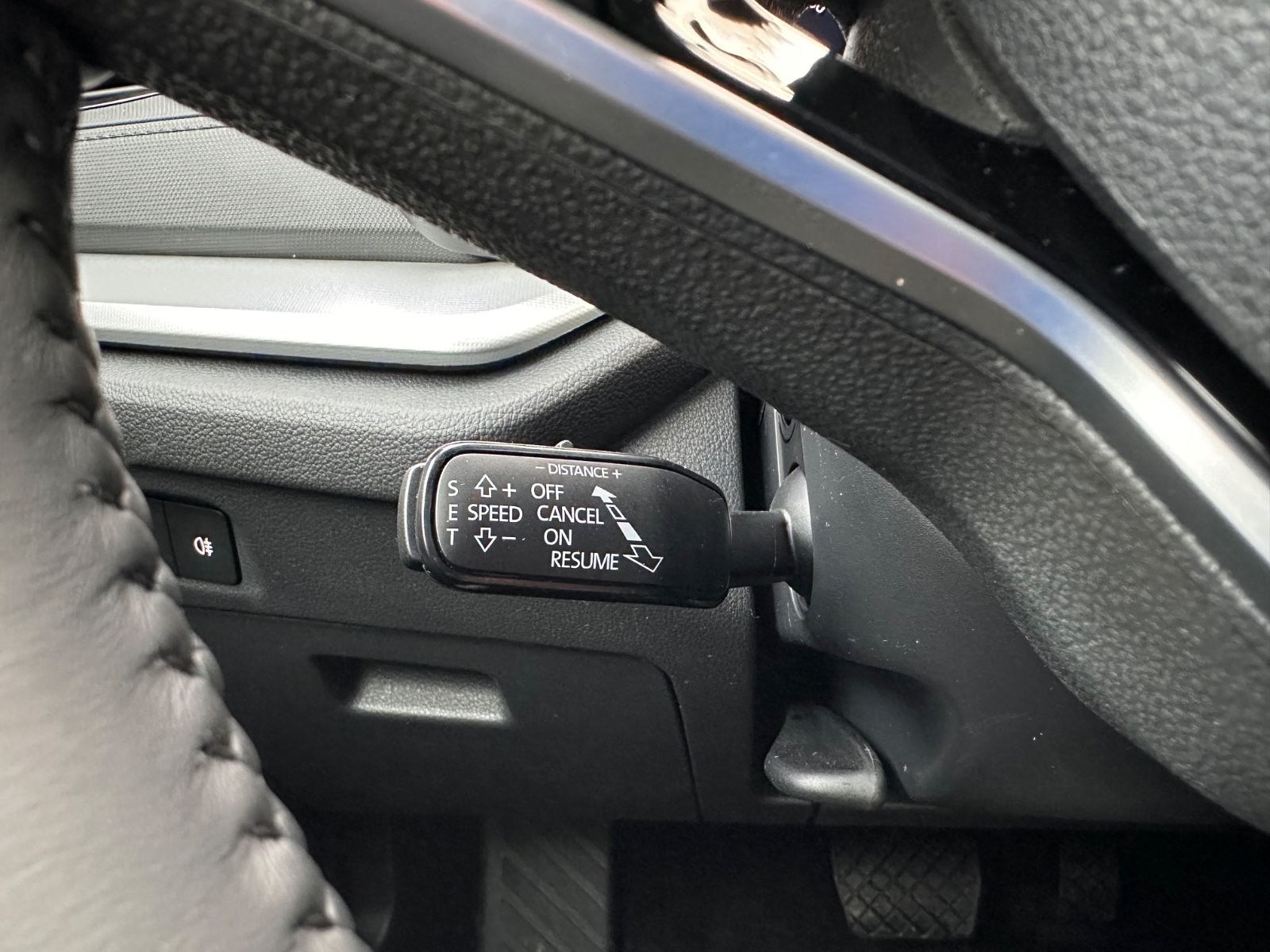 Fahrzeugabbildung SKODA Octavia Combi 1.5 TSI Selection AHK/Navi/LED/ACC