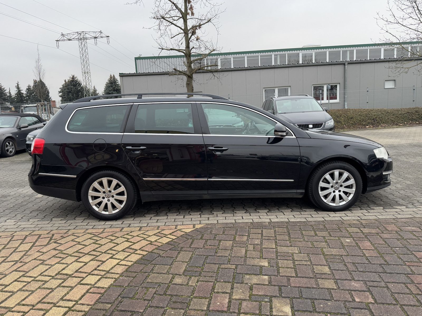 Fahrzeugabbildung Volkswagen Passat Variant 2.0 TDI 170 PS/Xenon/Navi/Ahk