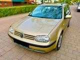 Volkswagen VW Golf 4 1.4 Variant , Klima,Tüv/Au 02.2028 - Volkswagen Golf aus 2001: Variant