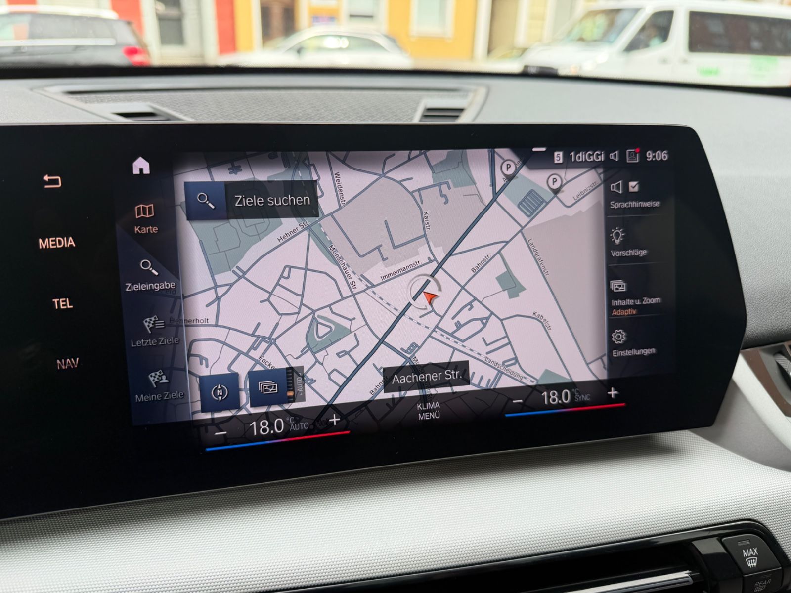 Fahrzeugabbildung BMW X1 23 d xDrive PANO TOTWINKEL KAMERA LEDER LED