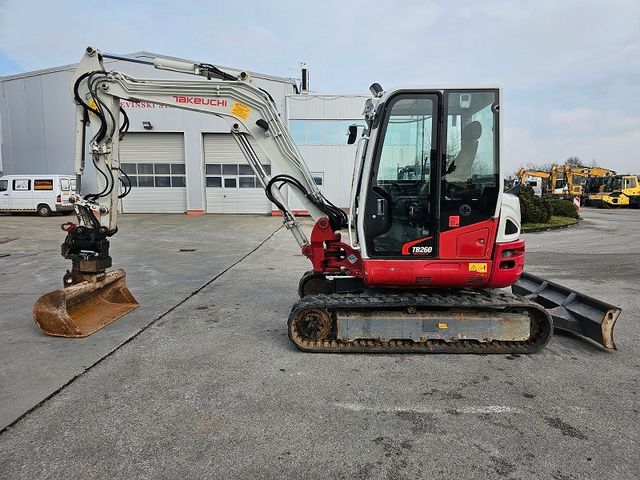 Takeuchi TB260