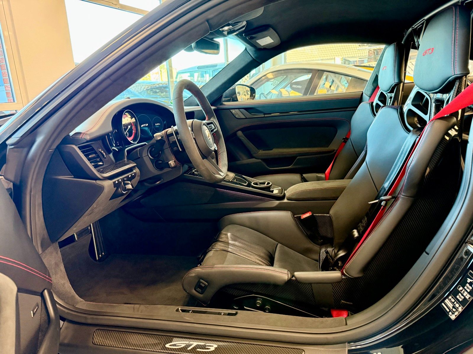 Fahrzeugabbildung Porsche 911 992 GT3 Clubsport/LIFT/Carbon/APPROVED