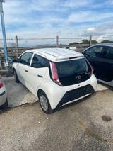 Toyota Aygo 1.0 VVT-i 69 CV 5 porte x-clusiv - Toyota Aygo (X): Clusiv
