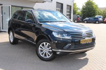 Volkswagen Touareg - 2
