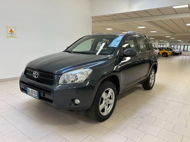 Toyota TOYOTA RAV 4 RAV4 2.2 D-4D 136 CV DPF Sol