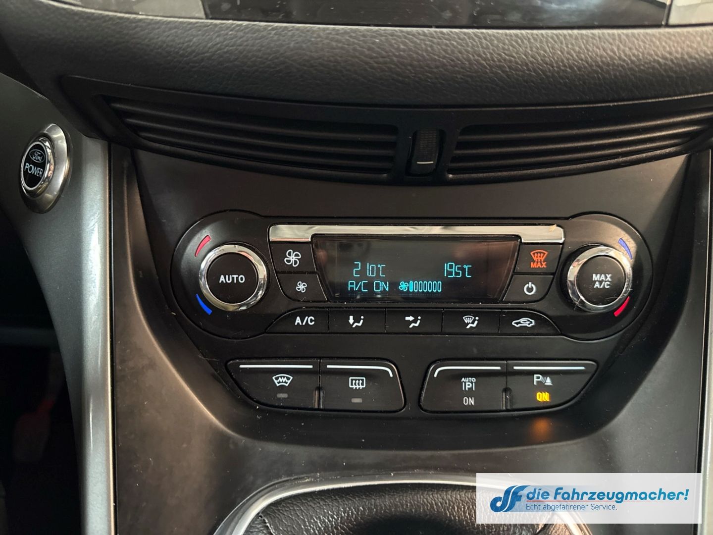 Fahrzeugabbildung Ford C-Max Grand Titanium Navi Klimaautom *EXPORT