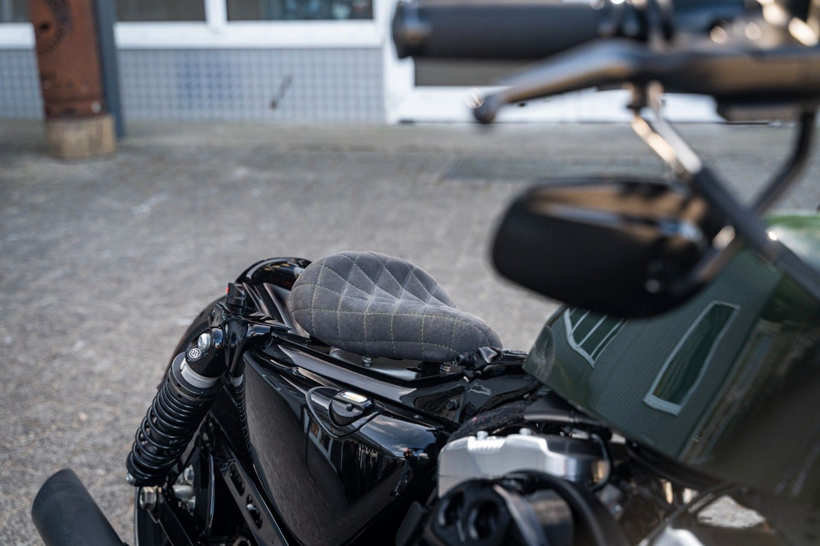 Fahrzeugabbildung Harley-Davidson XL1200X SPORTSTER FORTY-EIGHT - KESSTECH- BOBBER