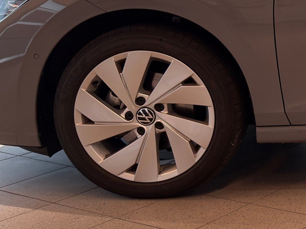 Volkswagen Golf VIII 1,5 eTSI Style LED-Matrix Massage FS foto 5