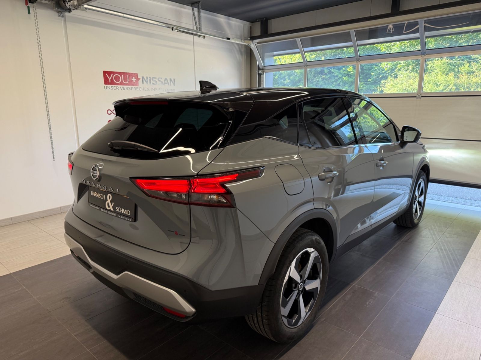 Fahrzeugabbildung Nissan Qashqai N-Con.AT Allrad,Winter-,Business-P.