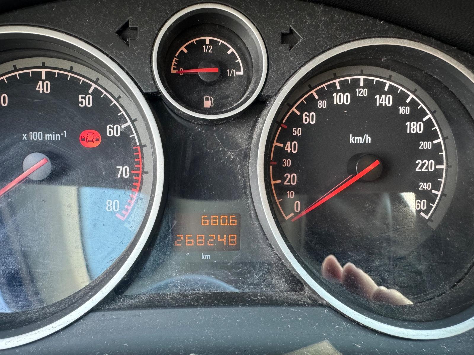 Opel Astra 2007 — photo 12