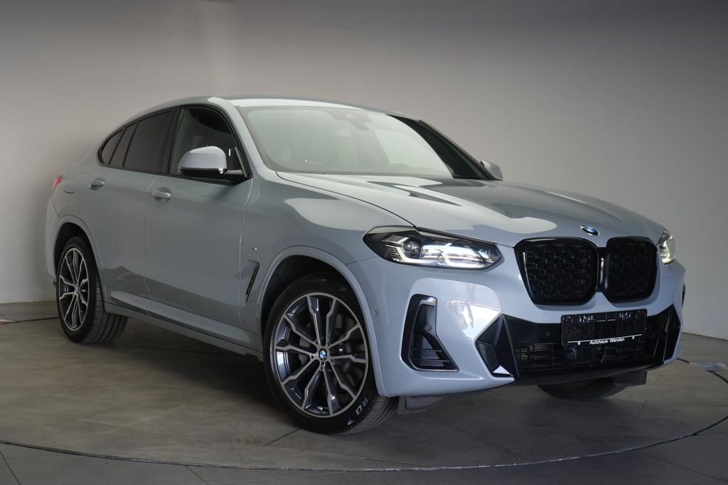 Image of BMW X4