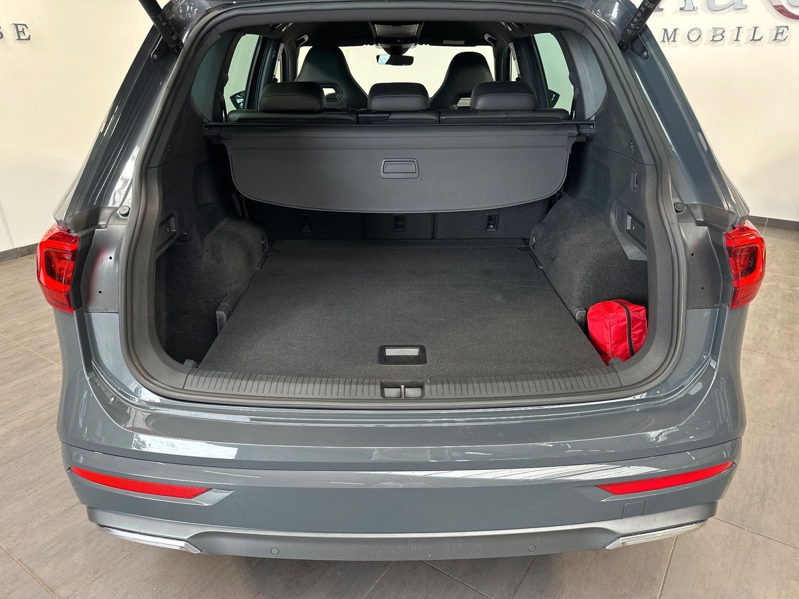 Fahrzeugabbildung SEAT Tarraco 2.0 TDI DSG FR NAV+LED+AHK+ACC+KAM+19ZO