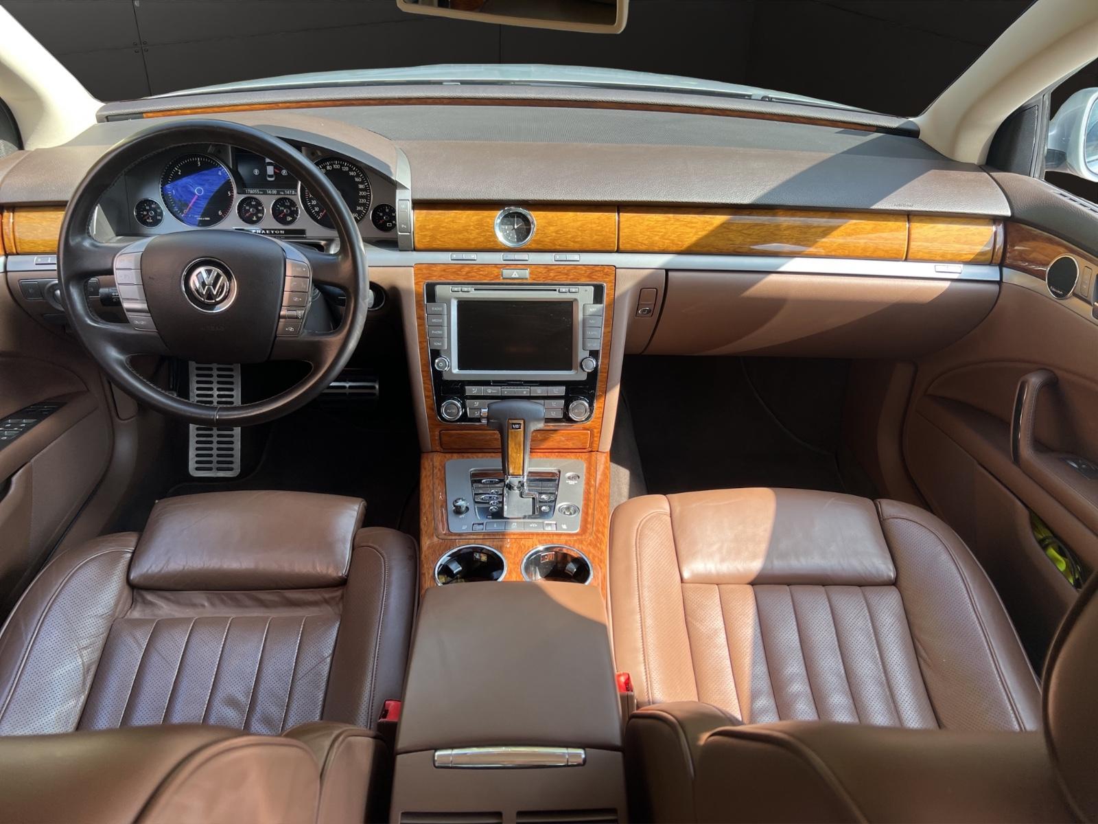 Volkswagen PhaetonV6 TDI 4Motion*M-SITZ*NAVI*AHK*PDC*S-DACH