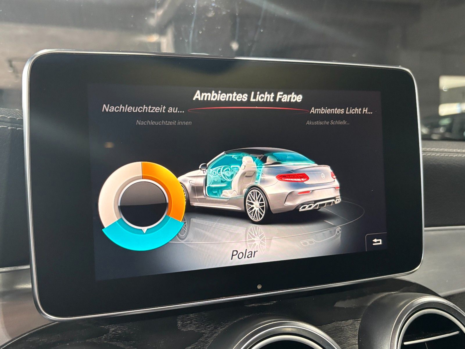 Fahrzeugabbildung Mercedes-Benz C 63 AMG Cabrio*Burmester*Ambiente*HUD*S-Auspuff