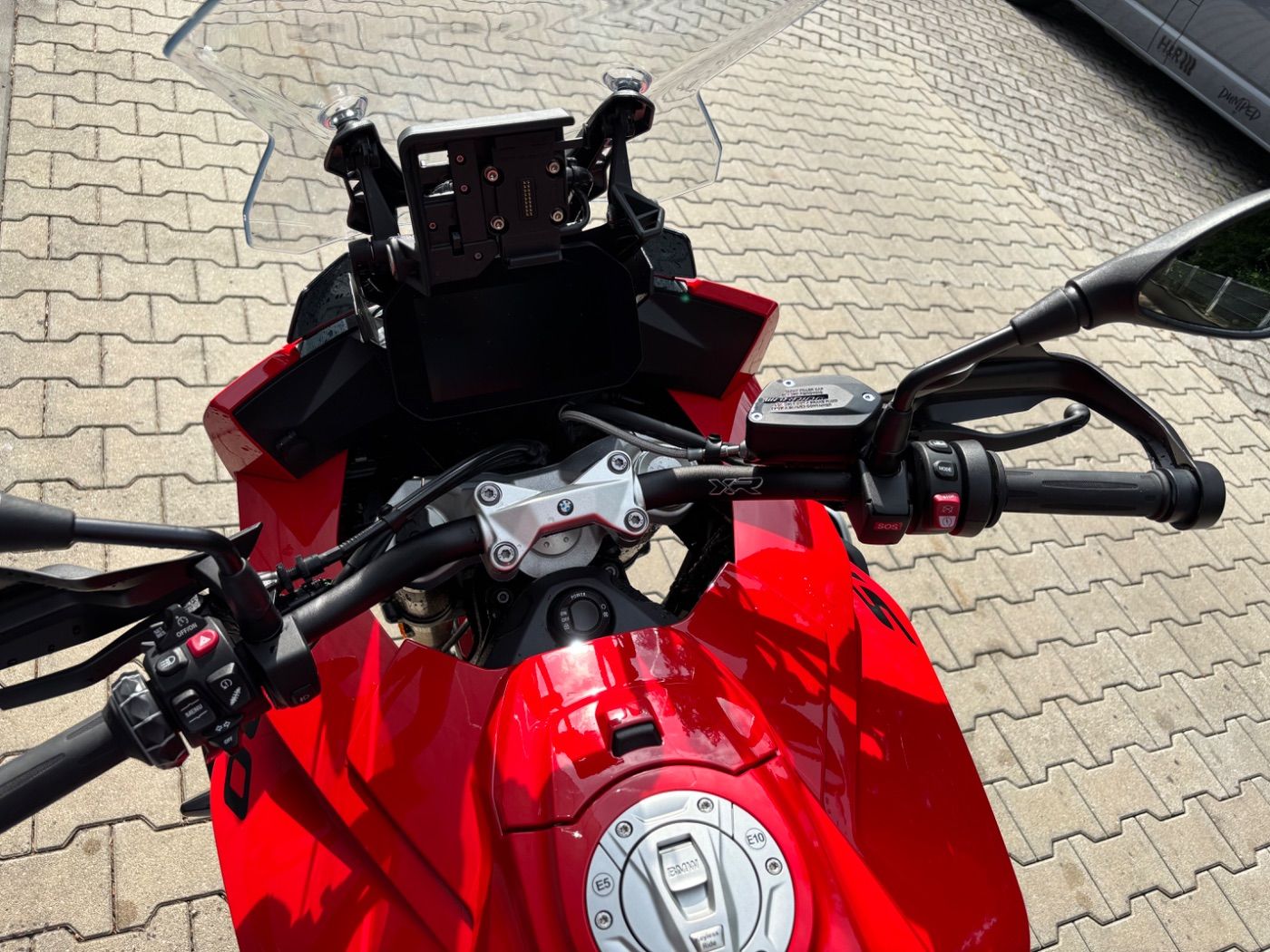 Fahrzeugabbildung BMW S 1000 XR K69 Touren u. Dynamikpaket