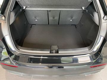 صورة مصغرة 12 لـ 2025 Mercedes-BENZ A 220