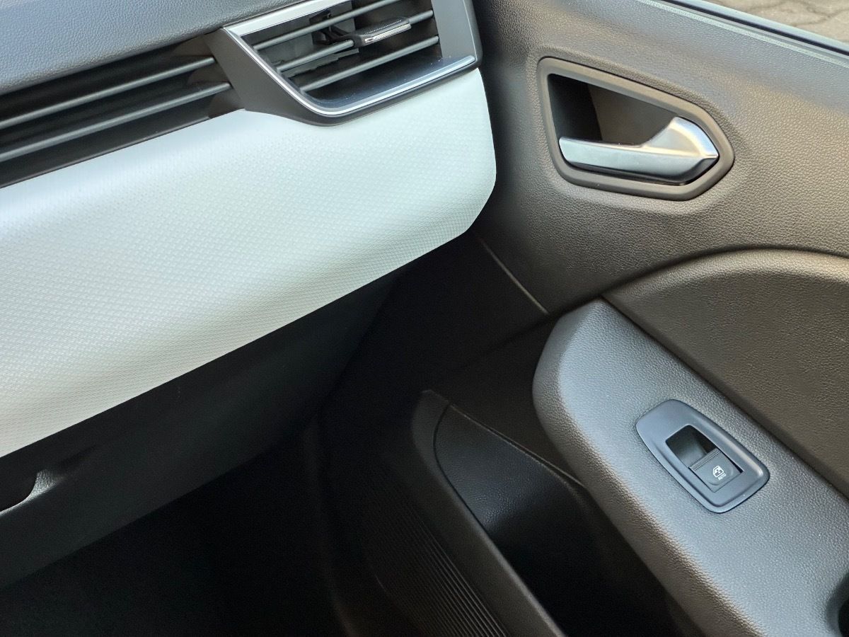 Renault Clio - Bild 17