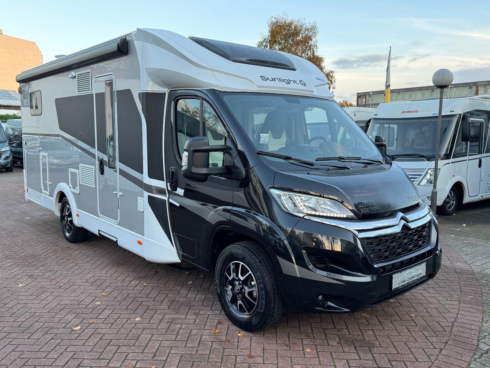 Fahrzeugabbildung Sunlight ADVENTURE EDITION T 68 1HAND KEIN MIETER HUBBETT