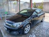 Opel Astra GTC 1.6 Ecotec 85kW GTC - Opel Astra aus 2008: Gtc