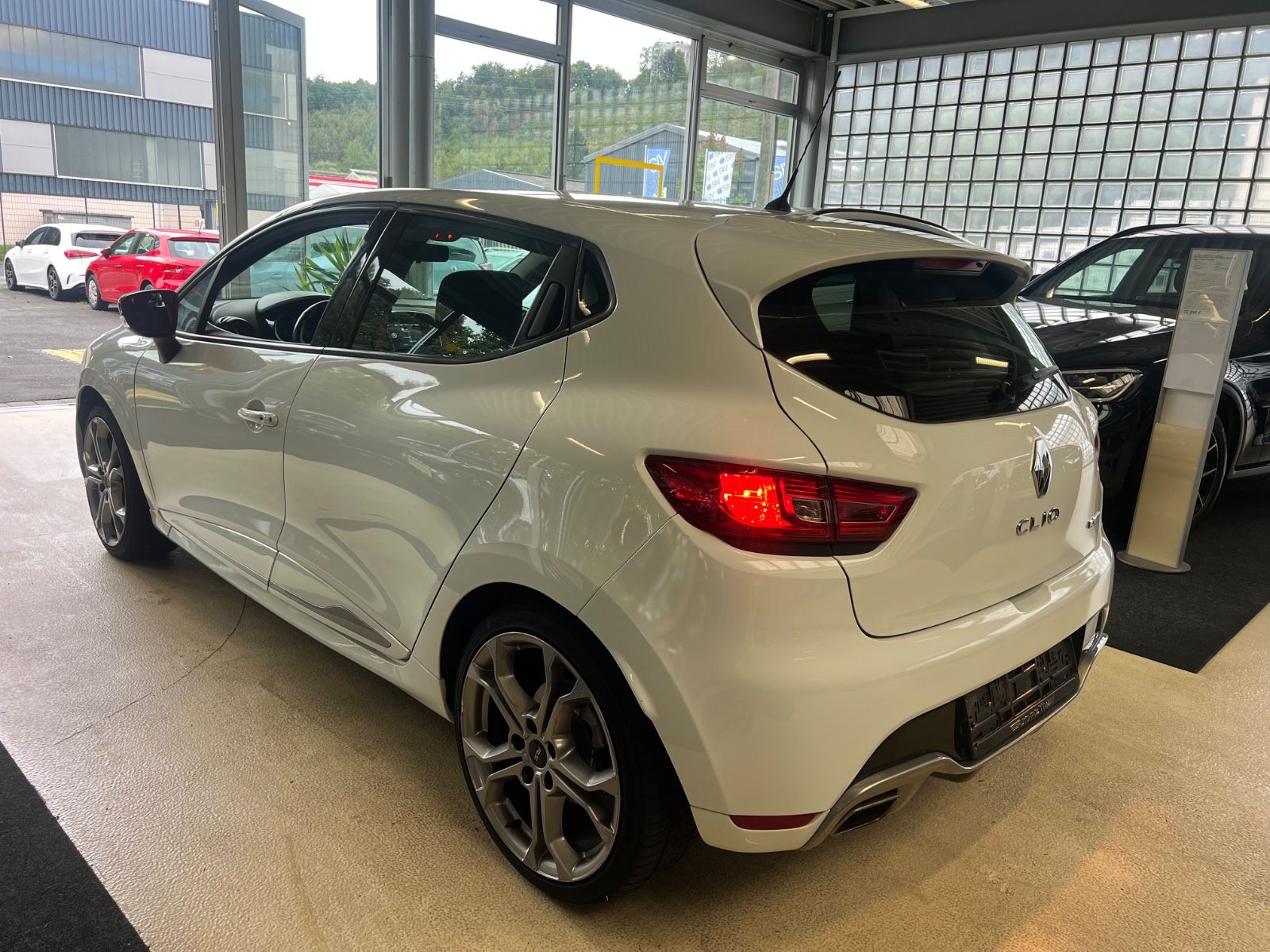 Fahrzeugabbildung Renault Clio IV RS Renault Sport