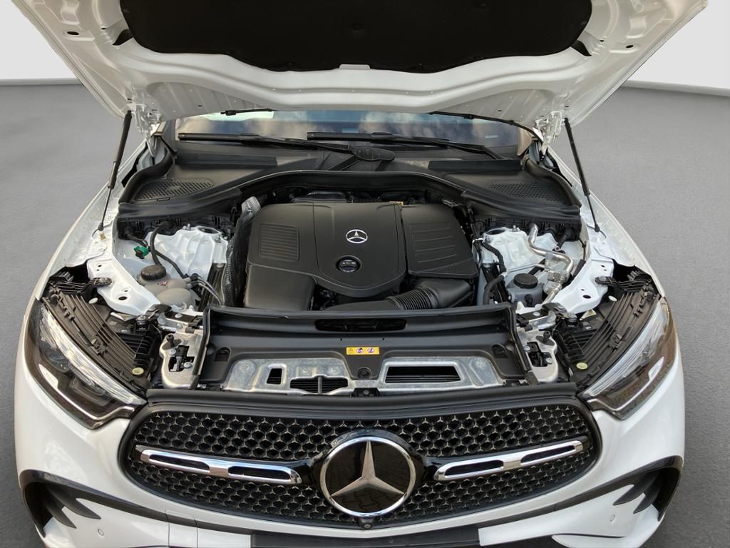Fahrzeugabbildung Mercedes-Benz GLC 400 e 4M AMG*NIGHT*PSD*AHZV*HUD*DIGI. LIGHT*