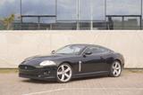 Jaguar XK 4,2I Coupe Aut - Jaguar XK mit Benzin-Antrieb: Automatik
