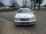Mercedes-Benz C 180 AVANTGARDE/Automatik+8f-Bereift - gebrauchte Mercedes-Benz C-Klasse aus dem Jahr 2002