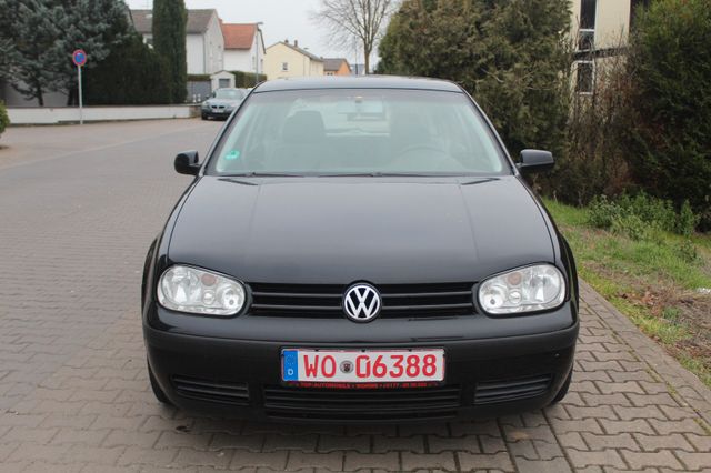 Volkswagen Golf 1.9TDI 74 kW Basis