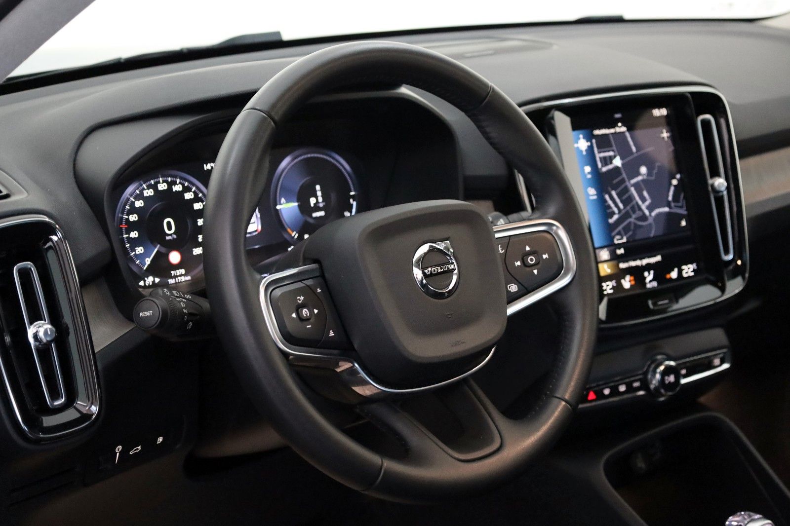 Fahrzeugabbildung Volvo XC40 Inscription,Leder,Navi,LED,SH,360Kamer,Pano