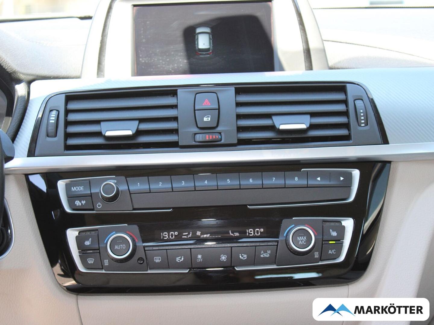 BMW 318 i Sport Line Shadow Touring SHZ/PDC/PDC