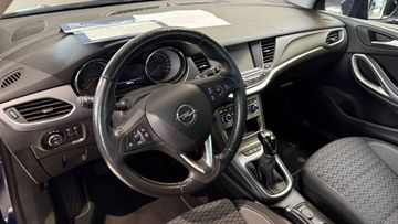 Fotografie 5 des Opel Astra 1.5 D Sports Tourer 120 Jahre