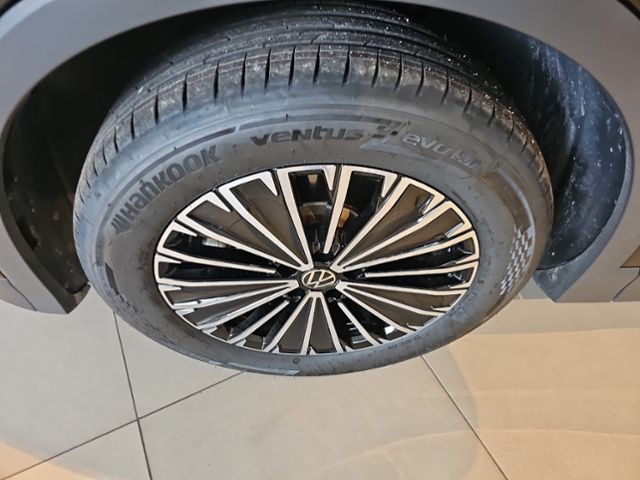 Fahrzeugabbildung Volkswagen Tiguan 2.0 TDI ELEGANCE 4MOTION NAVI KAMERA PARK