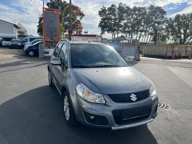 Suzuki SX4 Style / Euro 5  / Automatik / 1. Hand / NAVI