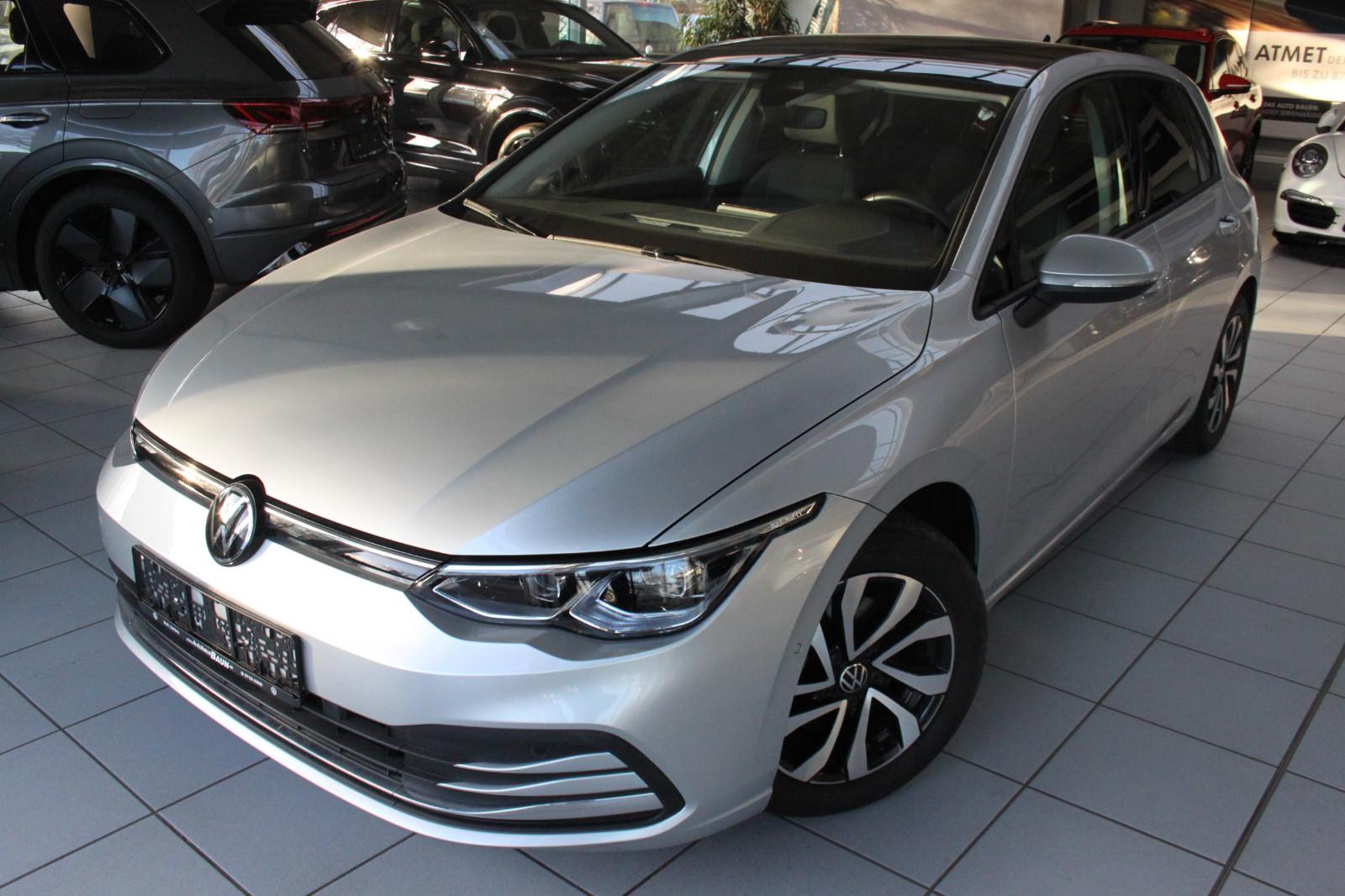 Volkswagen Golf VIII Lim. ACTIVE/PANO/NAVI/KAME/ACC/DSG/IQL