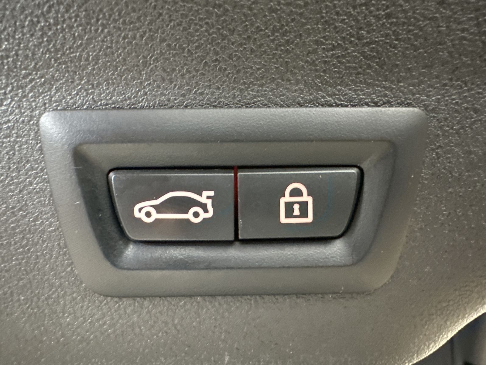 Fahrzeugabbildung BMW 630d Gran Turismo xD M-Sport NAV+LASER+AHK+HUD