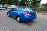 Skoda Superb Lim. Active/Klima/PDC/Automatik/FN:115 - Skoda Superb mit Diesel-Antrieb: Limousine