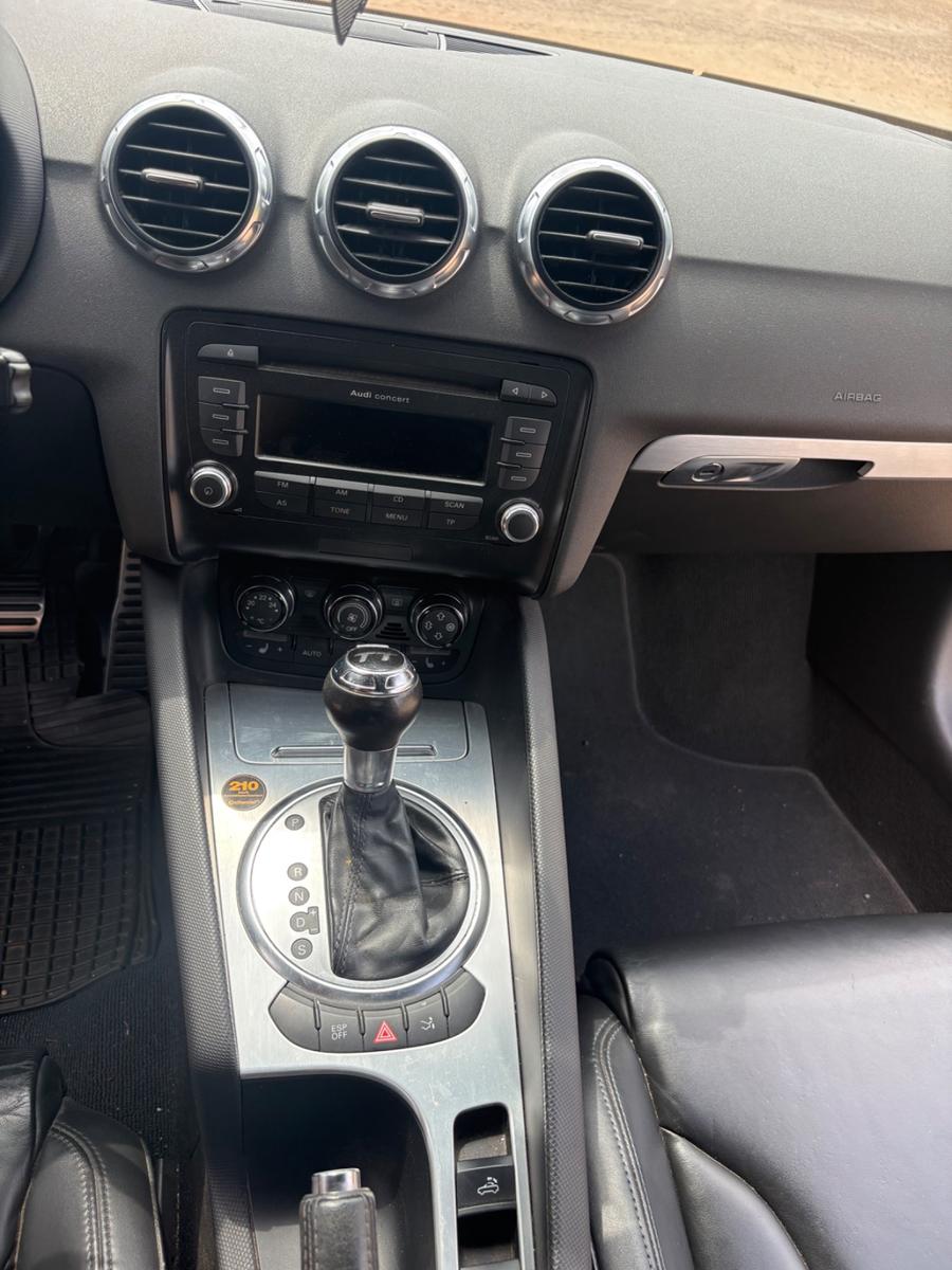 Audi TT Roadster 2.0 TFSI S tronic -