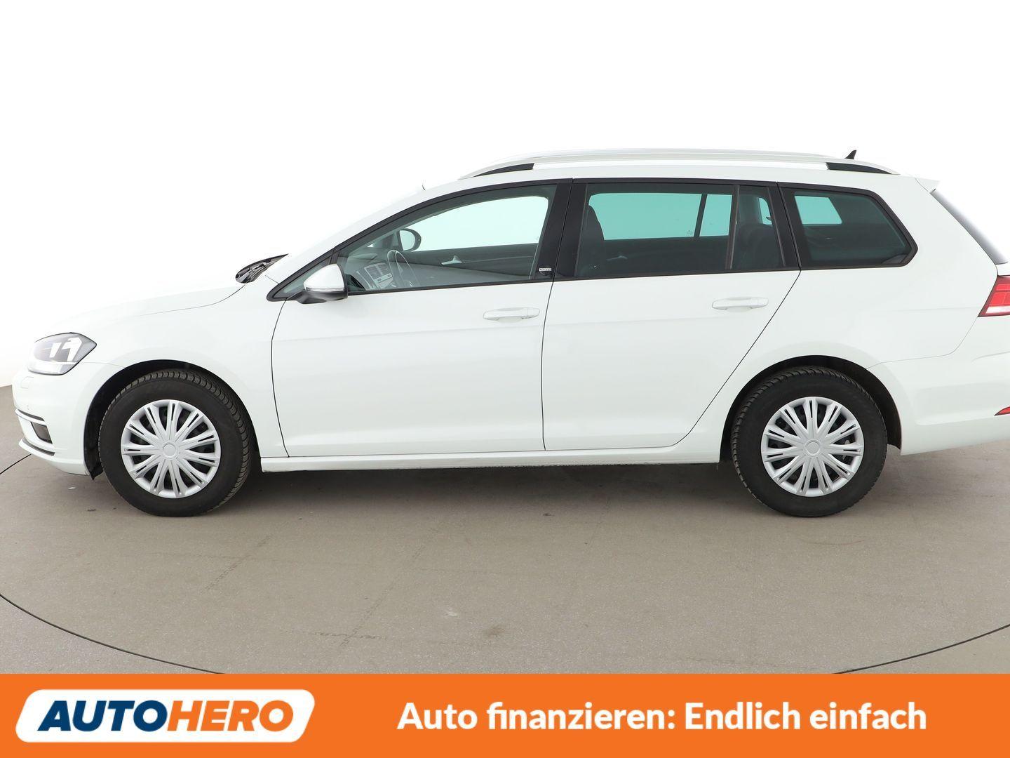 Volkswagen Golf VII 1.6 TDI Sound Aut.*NAVI*ACC*PDC*SHZ*