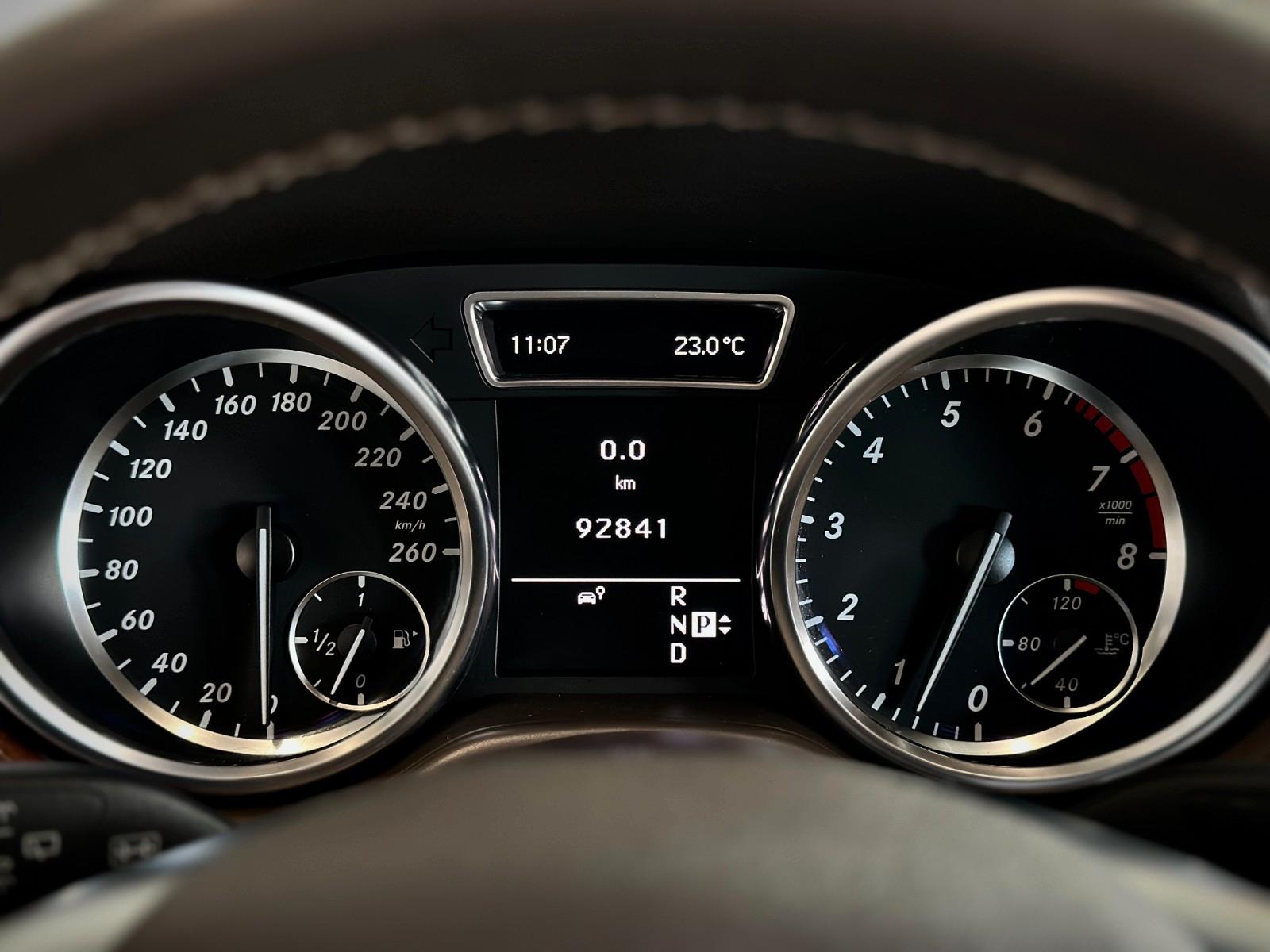 Mercedes-Benz ML 350 4Matic *Traum*Kamera*AHK*Deutsches-FZG*