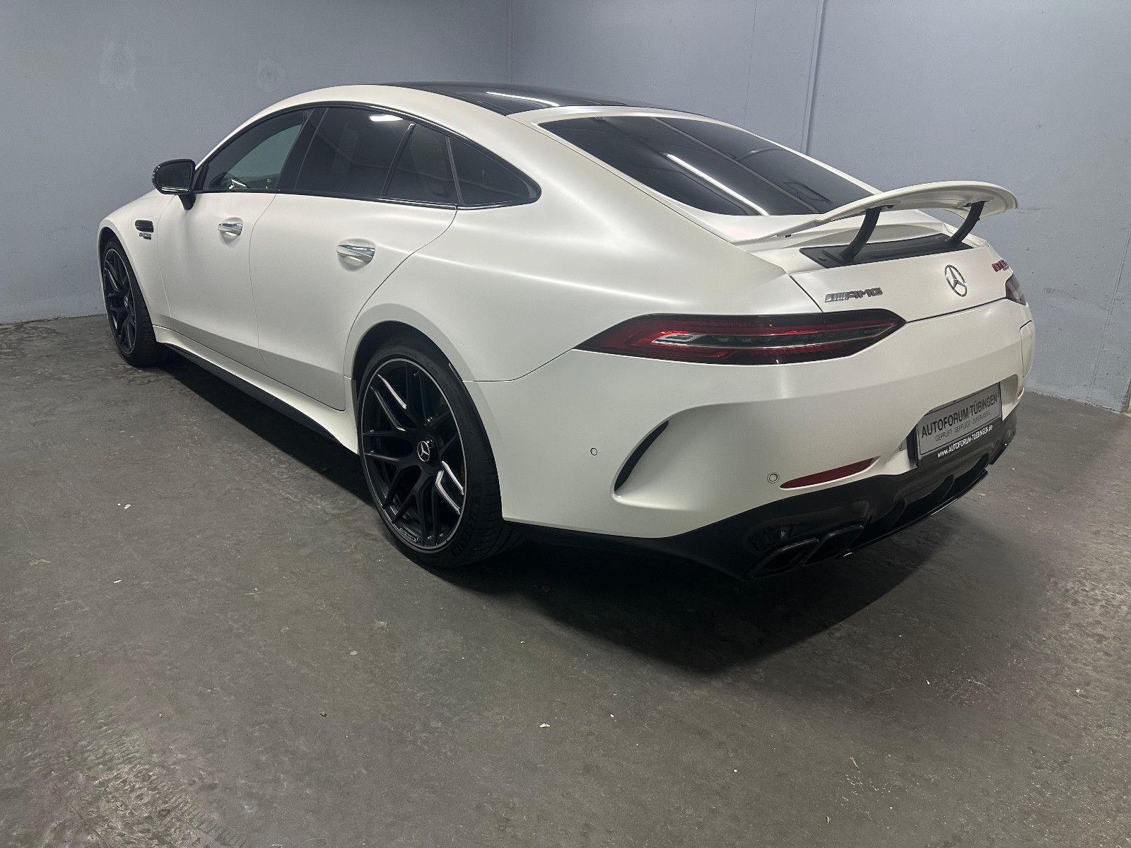 Fahrzeugabbildung Mercedes-Benz GT 63 S E PERFORMANCE 4M *KERAMIK*PERFORM.-SITZE