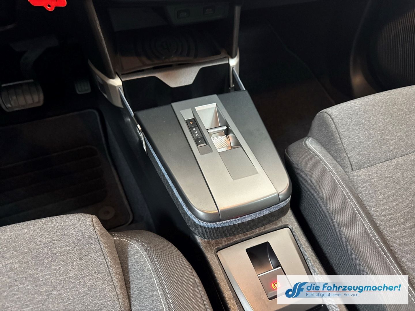 Fahrzeugabbildung Opel Frontera Electric Edition 83 kW Digitales Cockpi