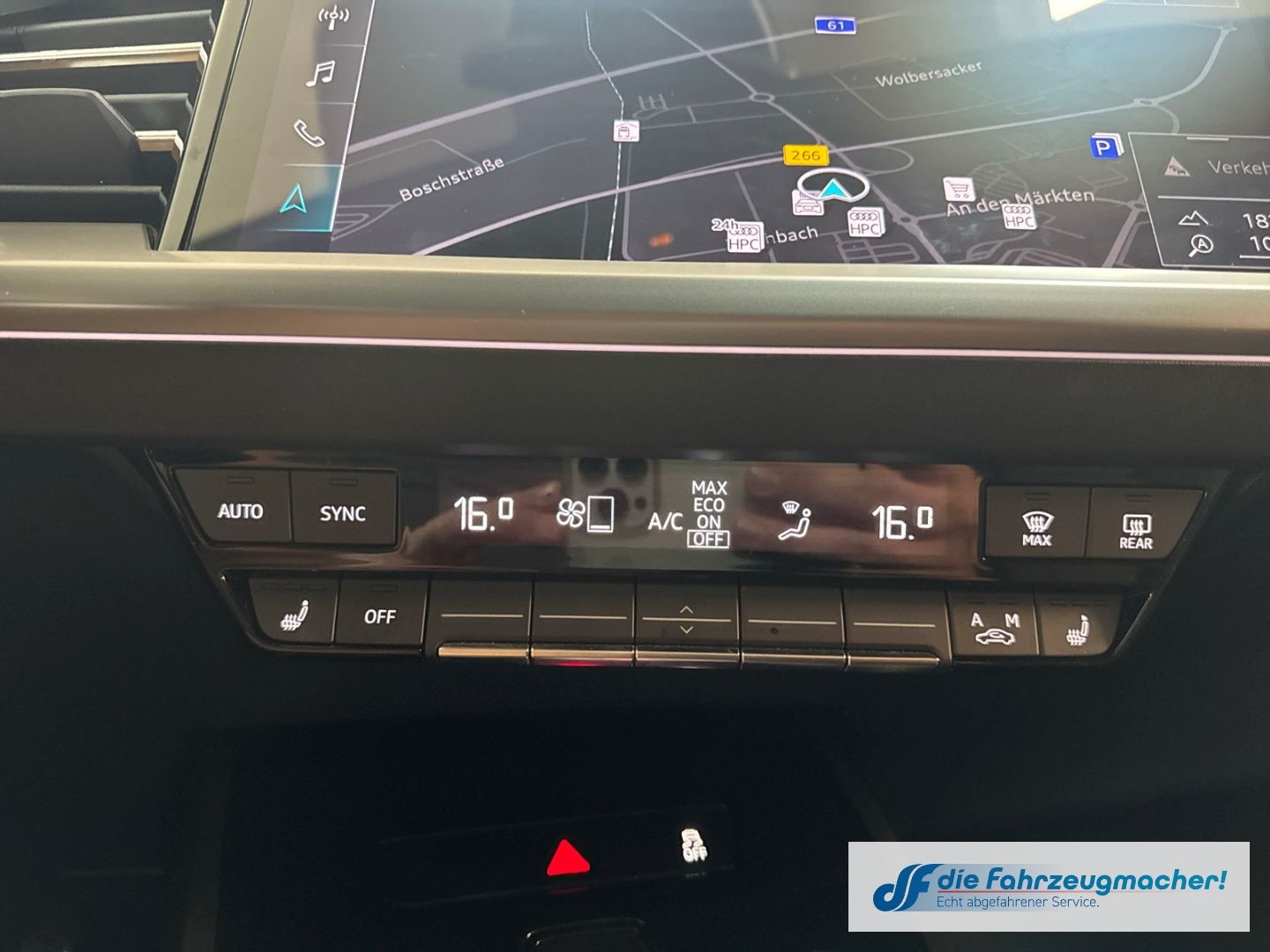 Fahrzeugabbildung Audi Q4 e-tron 45 quattro Sportpaket Navi Leder Digit
