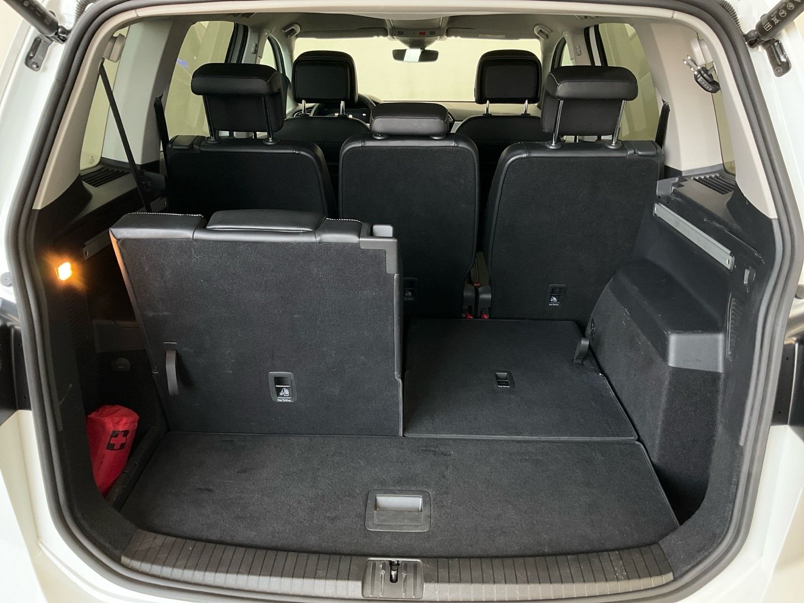 Volkswagen Touran - Bild 8